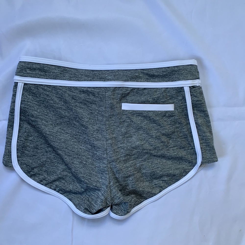 Athleta GiRL Heather Grey running shorts XL/14 - Picture 2 of 5